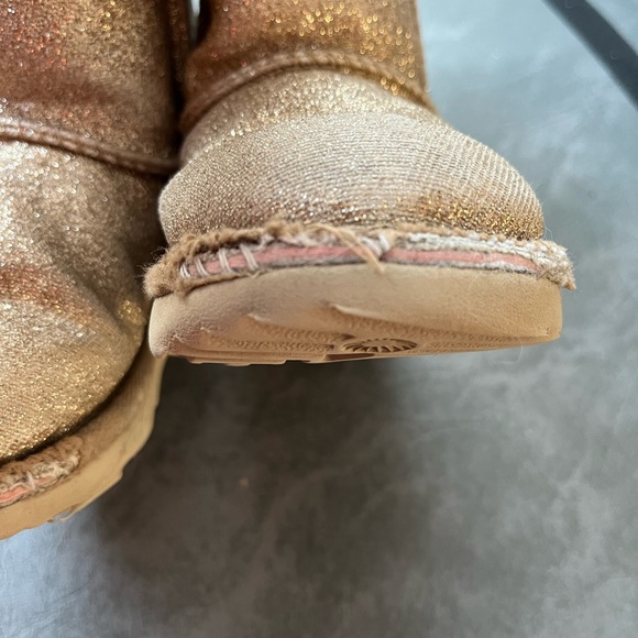 GUC UGG boots - Picture 6 of 7